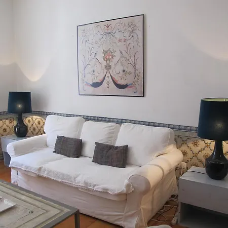 Apartment Charming Santos Lisbon