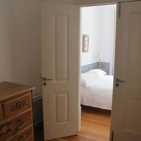 Apartment Charming Santos Lisbon